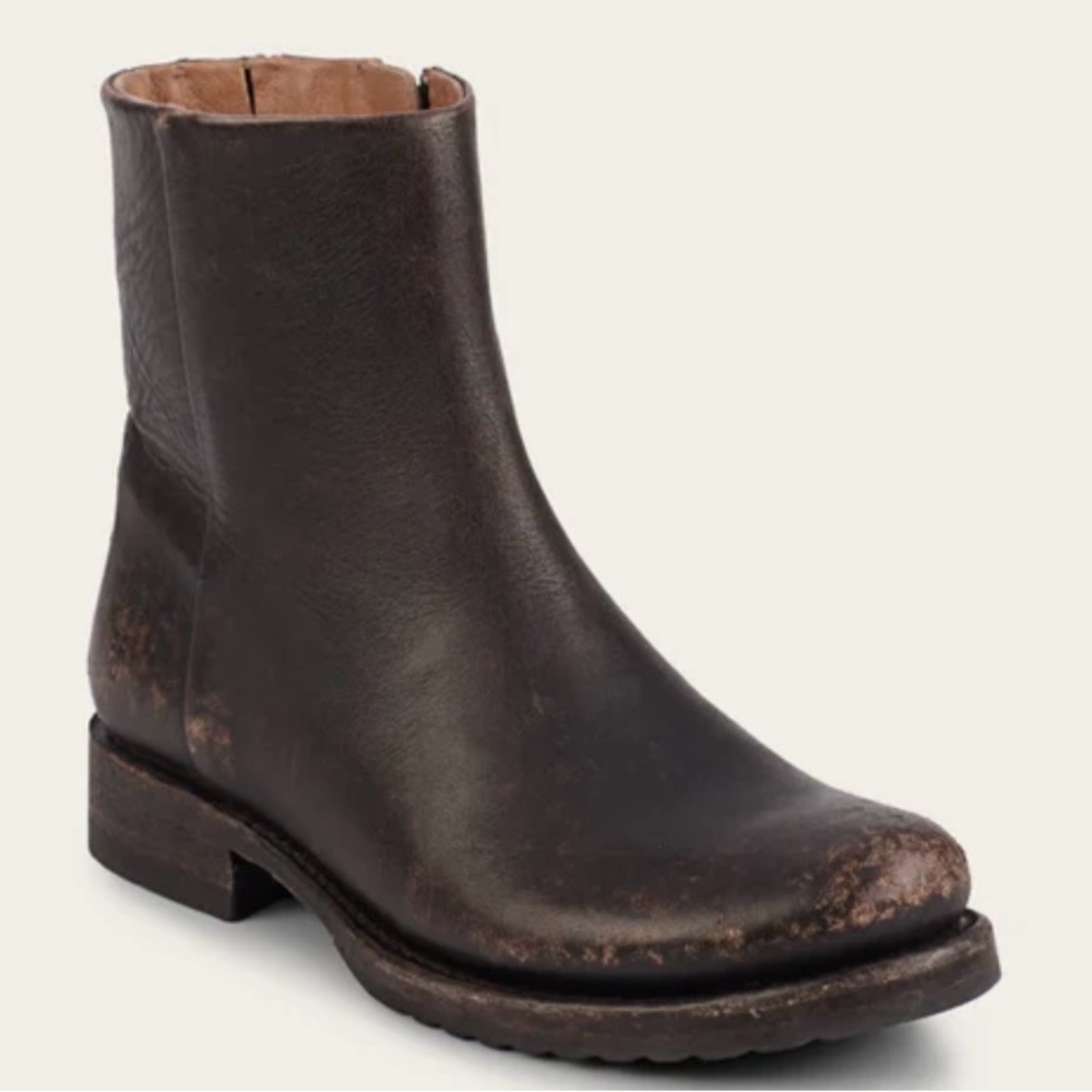 Frye Veronica Inside Zip Boot (Antiqued Black)